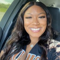 dee 🍯 (@dsc_xo) 's Twitter Profile