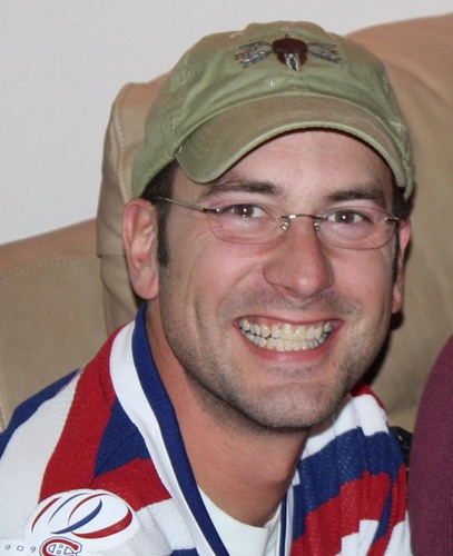 Searching for people who are ready to change the way we do business online. Husband and father of two, good writer, bad golfer, good skier, bad hockey player.