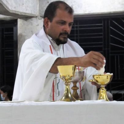 Sacerdote Diocesano, Humorista, Escritor, Venezolano, orgulloso de su natal Guaiparo de San Félix, Ciudad Guayana