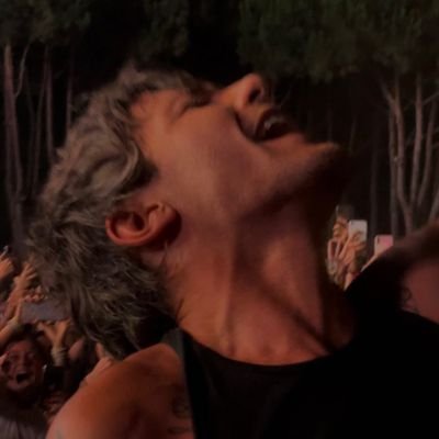 BcILoveuBae's profile picture. culé // OT5
síganme en @BcILoveuBabe