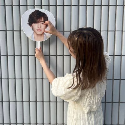 VySHwcKA2aWUYow's profile picture. ’03(18)