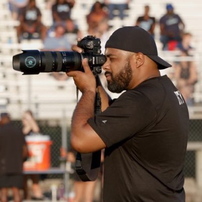 The Triangle's premier Sports Photography and Senior & Team Banner provider. Serving Wake and surrounding counties | IG: edgarhuffphoto