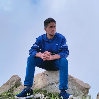 WaseemGani12's profile picture. Aspirant
Hustle! loyalty! discipline.