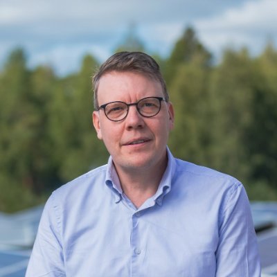 Professor of #energy #efficiency @UniLUT | Head of the Department of #Electrical Engineering | #electricity #solar #wind #hydrogen #PtX | https://t.co/NumBbiQveB