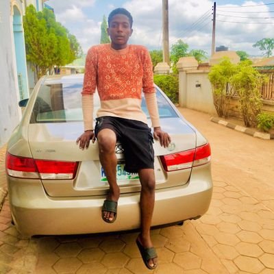 I'm a simple person working for better day a head