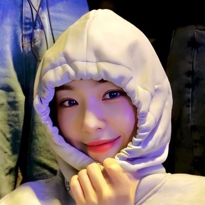 YJJJHCIB's profile picture. BK❤👓 คุณแฮนด์🐰💕 || น้อนฮยอน ปิ๊บปิ๊บ🐰💝
|| REDVELVET || IRENE || เมนพิเบต้องอดทน สิบล้อชนจะเหลืออะไร|| 💗💛💙💚💜 |||