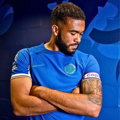 Kourlahh's profile picture. A proudly Chelsea fan. Simple and Jovial guy💯❤️