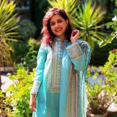 Mehak_94's profile picture. Video & Broadcast Journalist. Leading Video Productions on @humnewspakistan since 2017. Communication Graduate. 

(https://t.co/qRbcyn7K68 exIDEATION)