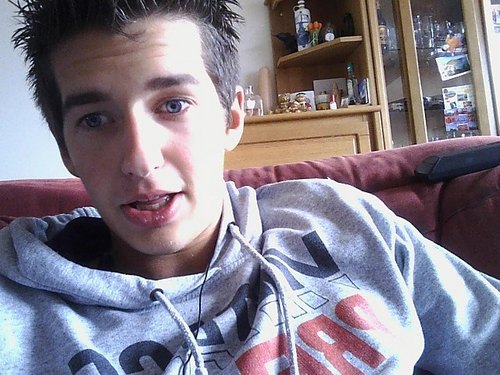 GBloot's profile picture. Jingle Bells!