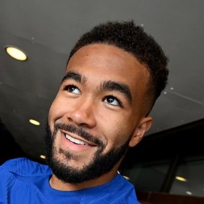 FarukCFC's profile picture. It's simple, I am a @ChelseaFC fan and I hate Seagulls 🤛