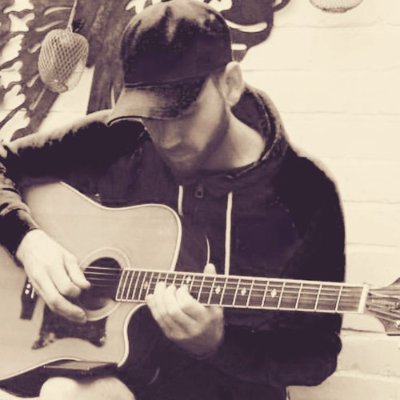 I’m AndyB ~ Singer, Songwriter, Guitarist. Living the journey 🖤🖤