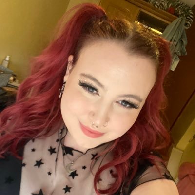 sxrahos's profile picture. 23, Cork/Glasgow, sí/í,