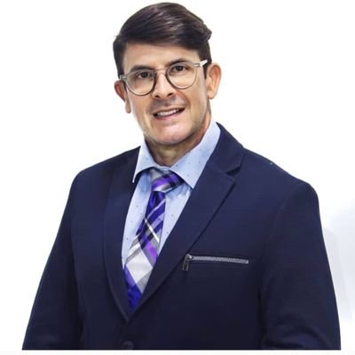 ronjalito's profile picture. Cirujano Plástico.Docente Universidad de Carabobo. Cirujano Plastico oficial Miss Aragua 10años. Coherencia,se predica lo que se practica.. La belleza es mi o