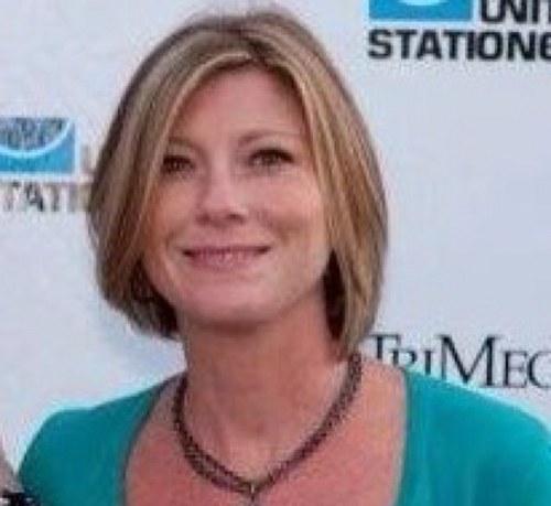 AndreaEBurnham's profile picture. 