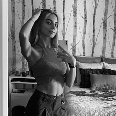 acatarinaa10's profile picture. dancer | ig: Catarina.10