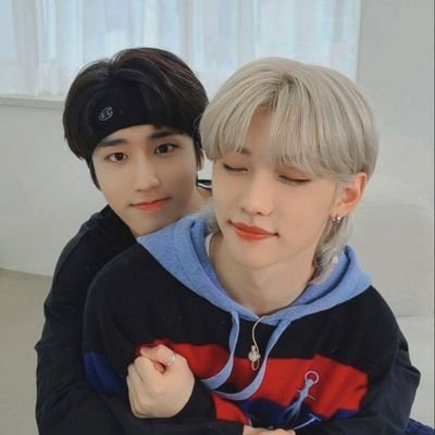 @yntnats saw SKZ || 9teen ||🐥LixSung🐿 || It's now or never~