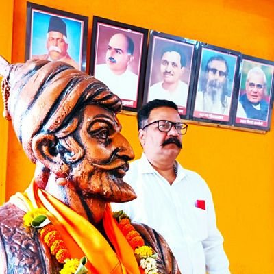 VakilYa40618321's profile picture. ईशान्य मुंबई जिल्हा अध्यक्ष (उ.भा.मो)