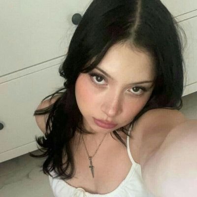 busebitmiss's profile picture. ✯🎰🪬