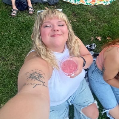 _laurel_weber's profile picture. 