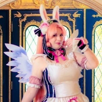 Hi, I'm Cat and I like to ✨sparkle✨
Cosplay Creator |  Anime Fan  |  Cat Lover  | Aboard the Idol Train |
💻https://t.co/Xh1NRH2OOr
📧 catchancosplay@gmail.com