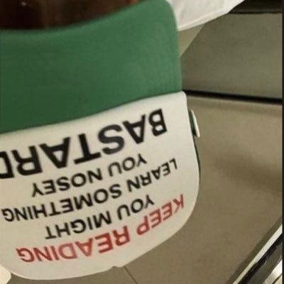 ZuzuKwenU's profile picture. 