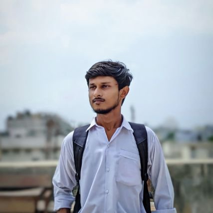 Digital Marketing Enthusiast 📈 | Aspiring Web Developer 🖥️ | 🧠Curious