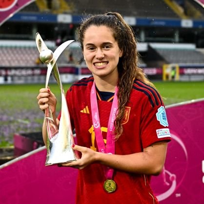 Jugadora del @FCBfemeni
💙❤️
Campeona del mundo con la @SEFutbolFem sub 17 y de europa con la sub 19