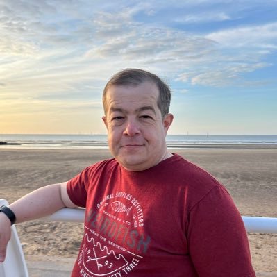 @outdoorsshop owner, board member @dvsc_wales & @northwalesfire Labour Town & @denbighshireCC councillor South West #Prestatyn #ClwydEast