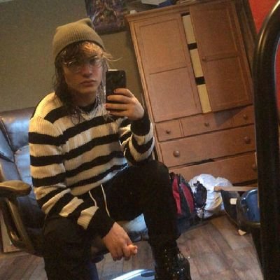 whoseyourdaddy_'s profile picture. 18 MDNI Dm are open