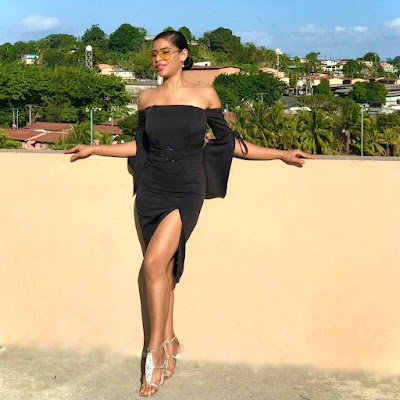tatianarob12's profile picture. 