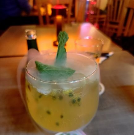 angequing's profile picture. 👩‍💻🤖 

Enamorada de mi familia. 💕 !! 
Baila, reír y comer 😋 !

Antiuribista 💯🇨🇴