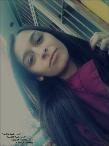 Θ SЄNHΘR Ē MЄU PΛSTΘR Є NΛĐΛ MЄ FΛLTΛRÁ
ЄLЄ SЄMPRЄ MЄ ĐÁ FΘRÇΛS PRΛ PΘDЄR CΘNTĪNUΛR ♪