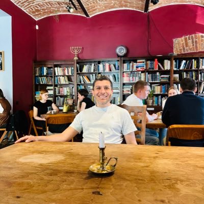 CEO - Co-Founder https://t.co/dZBjZOPxJe | Artificial Intelligence & Generative AI Expert | Professor ESADE & IE & ISDI Business School
