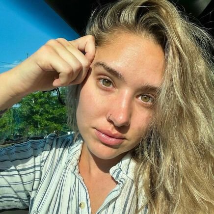 GraceHenry09's profile picture. 