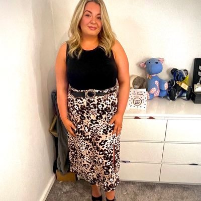 robyn_docherty's profile picture. 