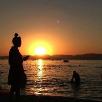 Elizabeth (@e_williams85) 's Twitter Profile