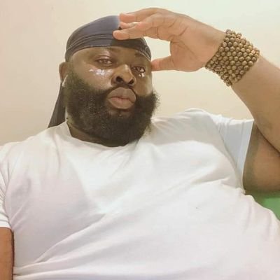 ElonIamnot20004's profile picture. 𝕏 I LOVE LOGAN PAUL & KSI