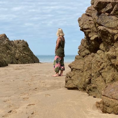 🏴 mum of boyos, SENDCO. Love satire, books, history, castles, travel, theatre and musicals. MOVED TO BLUESKY come say hello!