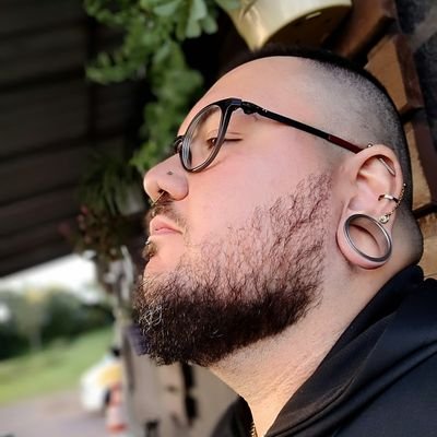 HuberPOA's profile picture. Senior Cloud Engineer @ StackSpot. Enzo and Pietro father, fanatic Gremio supporter and inline skate apprentice.