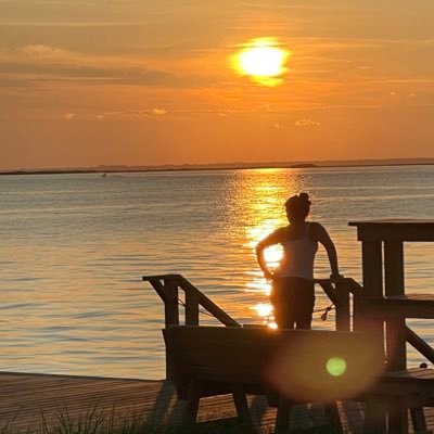 USA Today bestselling author. Severe ellipsis abuser... Avid nature photographer… Cover photo shot in Seguin, TX 📸 🌊🌊🌊  🚫DMs