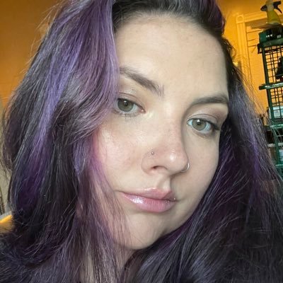 makharnden's profile picture. big June Osborne fan