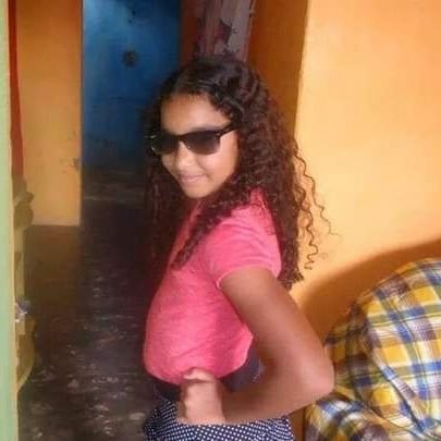 Gostosa e cristã progressista que bebe umas biricutinha de vez em quando