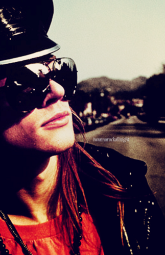 AxlCantou1's profile picture. Uns dos cantores mais perfeitos ., axl cantou