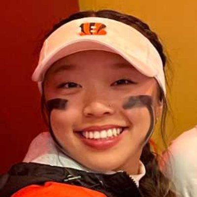 @BiolaSoftball Commit c/o 2025 Scholar Athlete 4.0 GPA Catcher/Utility @Bengals_Gurule https://t.co/Cxl9KV5HMt