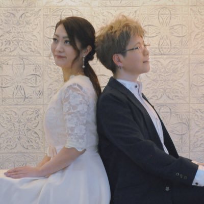 kumi_yuhki_info's profile picture. ラグジュアリーボーカルユニット・kumi×Yuhkiの公式アカウント。ファンの呼称は、紳士淑女。所属事務所：㈱レイズイン。DMは事務所管理。お仕事のご依頼はosaka@rey-s-in.co.jpまで。公式サイト→https://t.co/YFfpOhEtmF