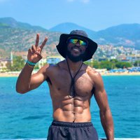 Lou. (@loudeuces) 's Twitter Profile