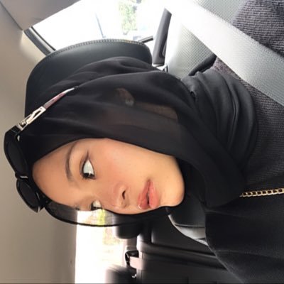 amirajzln_ Profile Picture