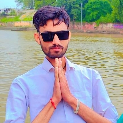 Ishwar7may's profile picture. jai shree ram 
jai shiv shanker
jai shree hanumaan