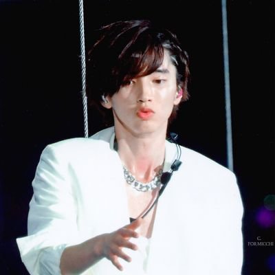 98(99)年Hokkaido24歳。💎なにわ男子大好き💎
🩷道枝駿佑(21)🩷🩷道枝担🩷🩷みっちーかっこいい🩷🩷みっちーLove🩷💎裏垢→@naniwa0728love💎💎@NaniwaDanshi_JS💎※ブロックするならフォローしてくるな!