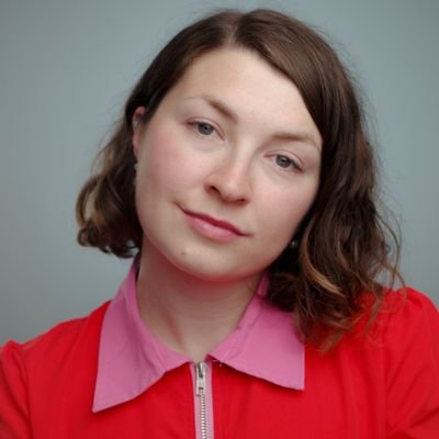 Life's a misery pie, so spice it with silliness, says I 🌈🥨
(She/Her) Actor/Writer.
Script Writing MA @GoldsmithsUoL & CSSD Applied Theatre BA grad.